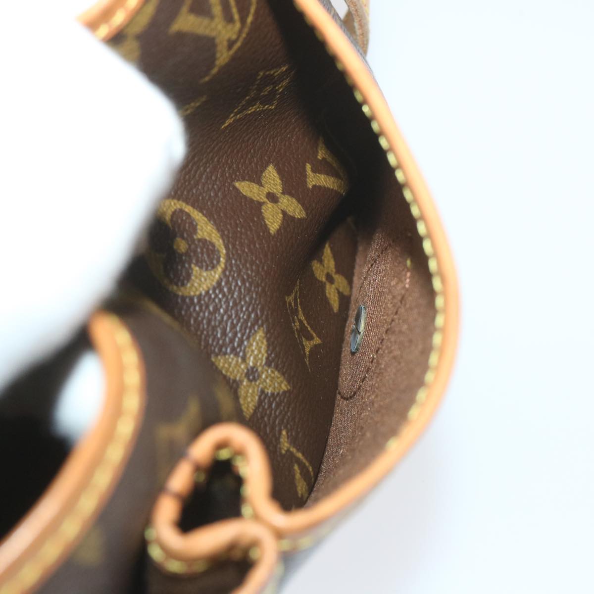 LOUIS VUITTON Monogram Gibeciere MM Shoulder Bag M42247 LV Auth ep2307