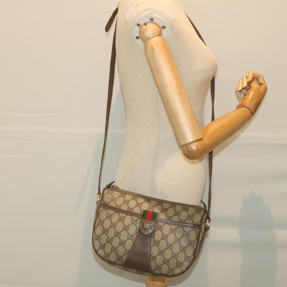 GUCCI GG Supreme Web Sherry Line Shoulder Bag Beige Red 001 123 Auth ep2320