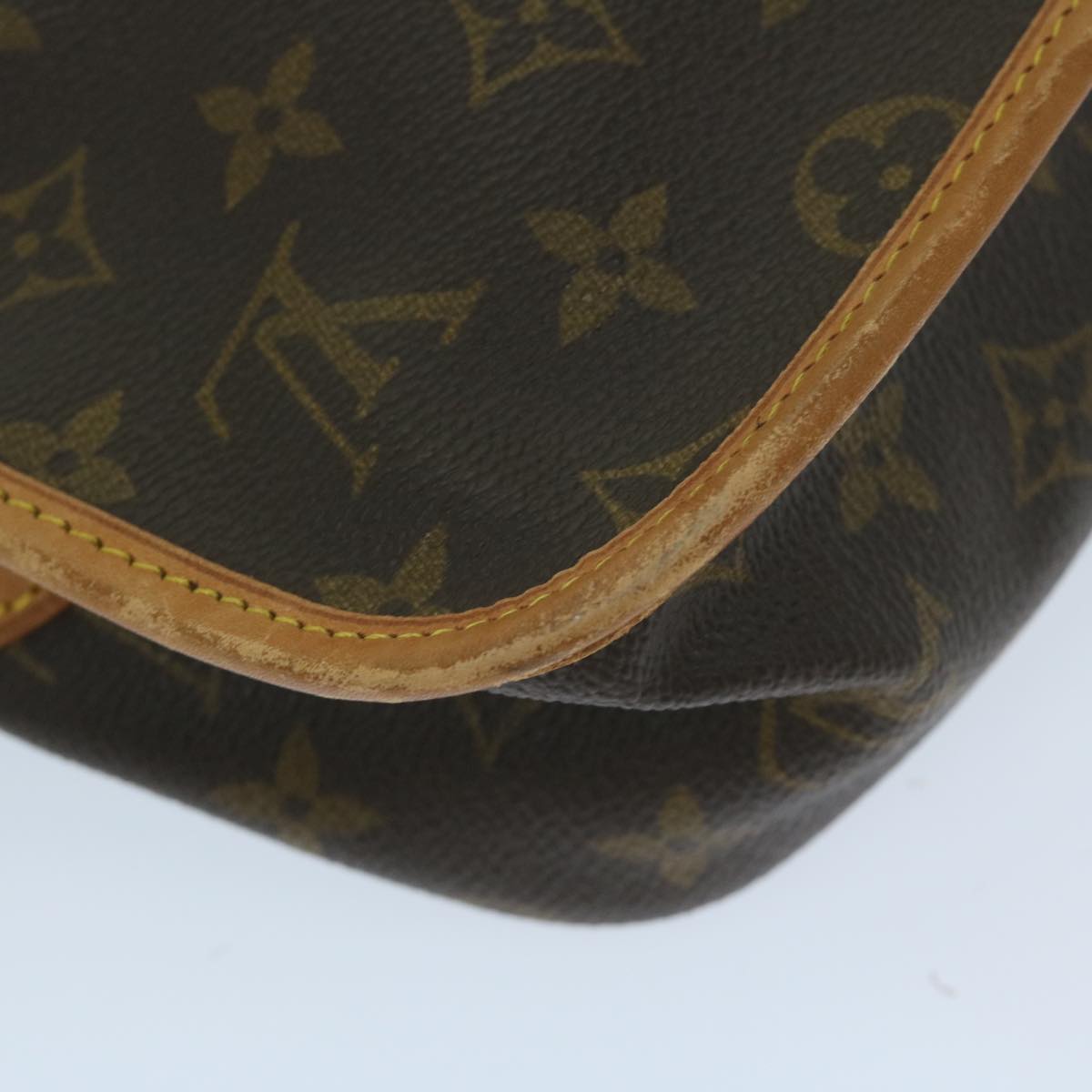 LOUIS VUITTON Monogram Gibeciere MM Shoulder Bag M42247 LV Auth ep2695