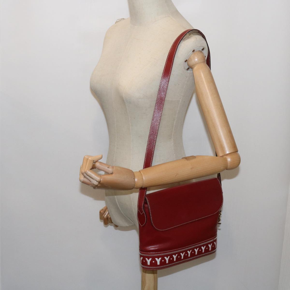 SAINT LAURENT Shoulder Bag Leather Red Auth ep2944
