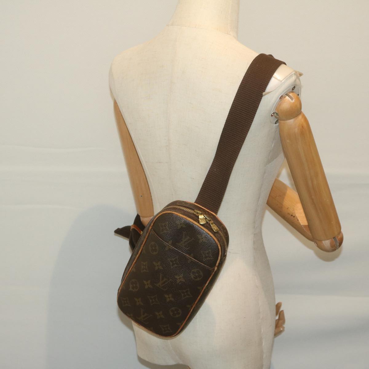 LOUIS VUITTON Monogram Pochette Gange Shoulder Bag M51870 LV Auth ep2961