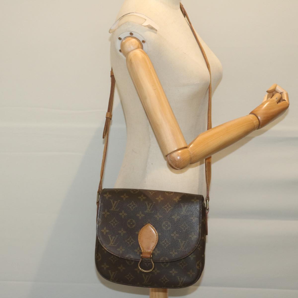 LOUIS VUITTON Monogram Saint Cloud GM Shoulder Bag M51242 LV Auth ep3059