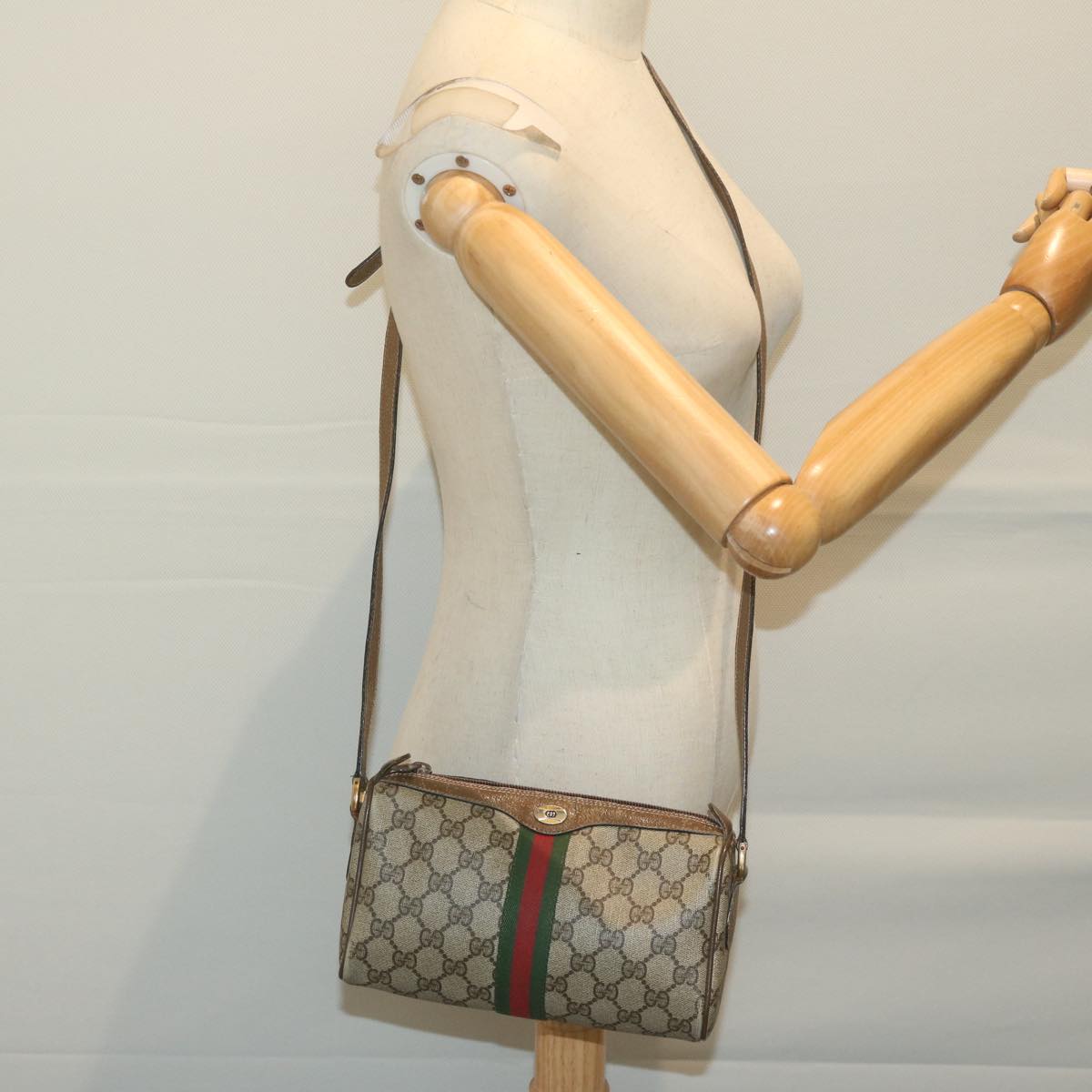 GUCCI GG Supreme Web Sherry Line Shoulder Bag PVC Beige 89 02 018 Auth ep3109