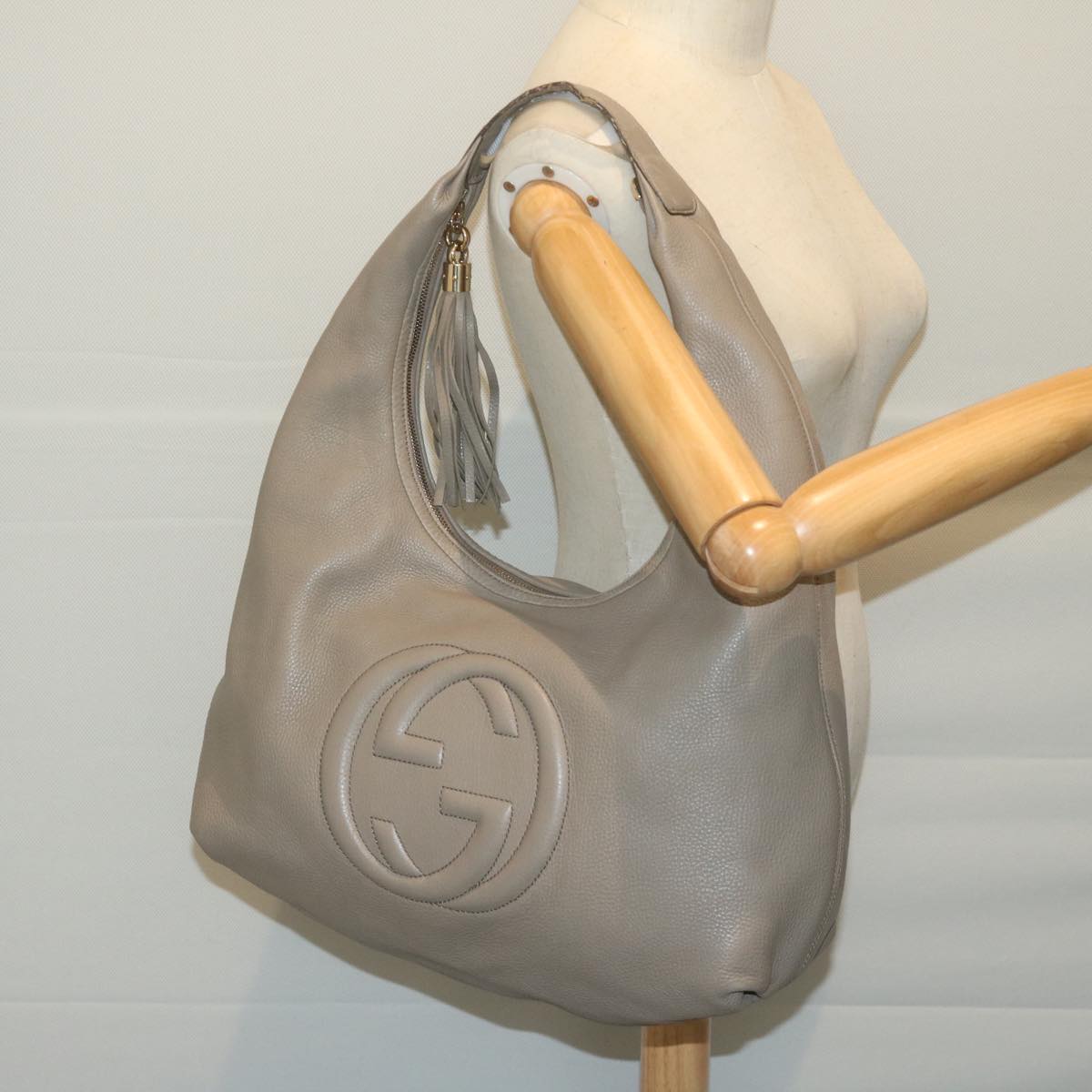 GUCCI Soho Shoulder Bag Leather Gray 282304 Auth ep3131