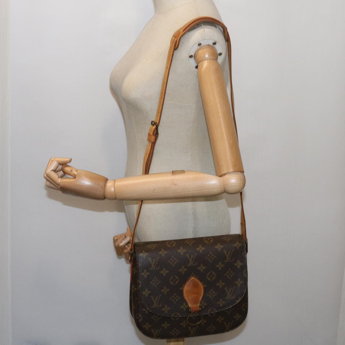 LOUIS VUITTON Monogram Saint Cloud GM Shoulder Bag M51242 LV Auth ep3183