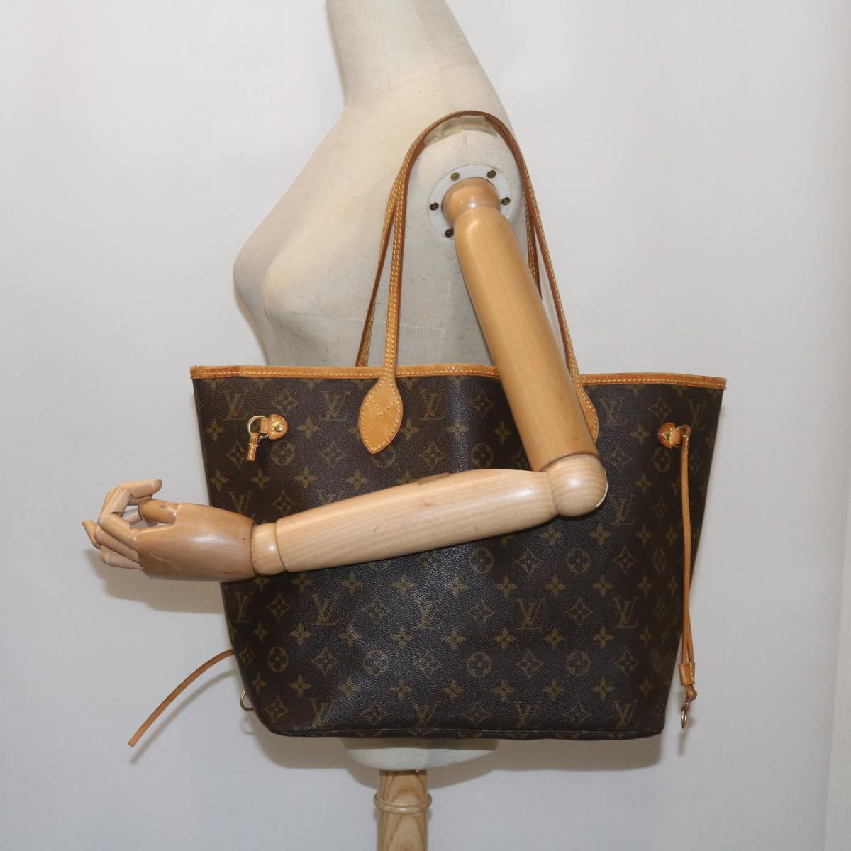 LOUIS VUITTON Monogram Neverfull MM Tote Bag M40156 LV Auth ep3191