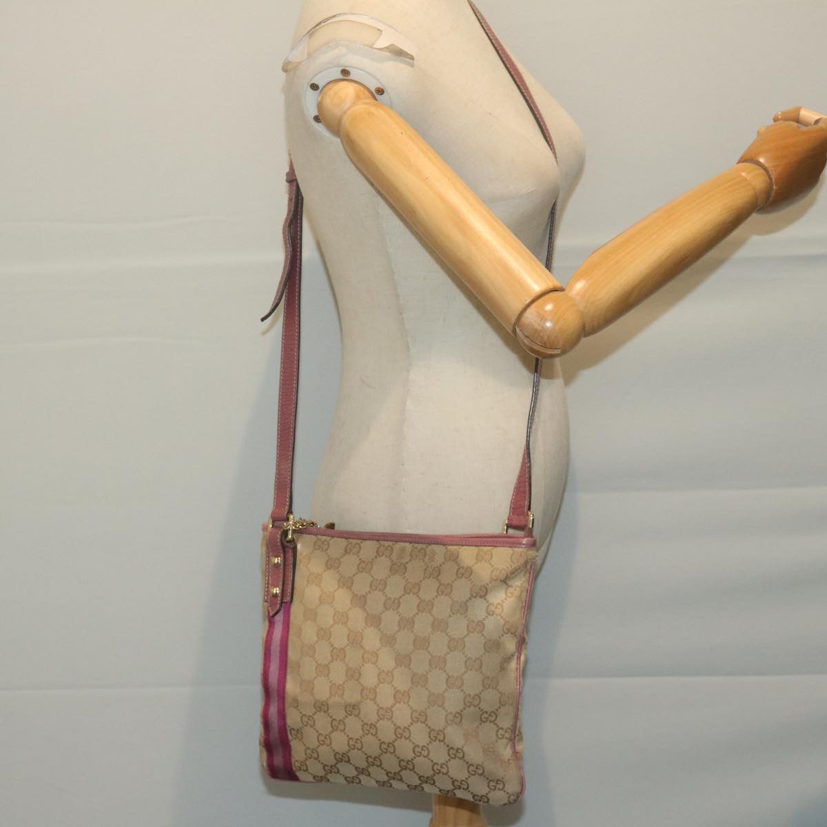 GUCCI GG Canvas Sherry Line Shoulder Bag Beige Pink Purple 144388 Auth ep3192