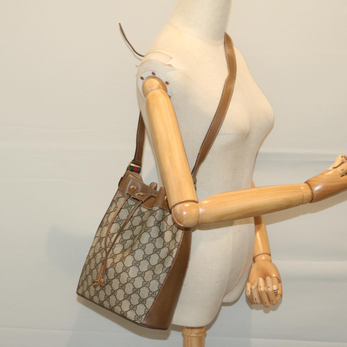 GUCCI GG Supreme Web Sherry Line Shoulder Bag PVC Beige 41 02 034 Auth ep3452