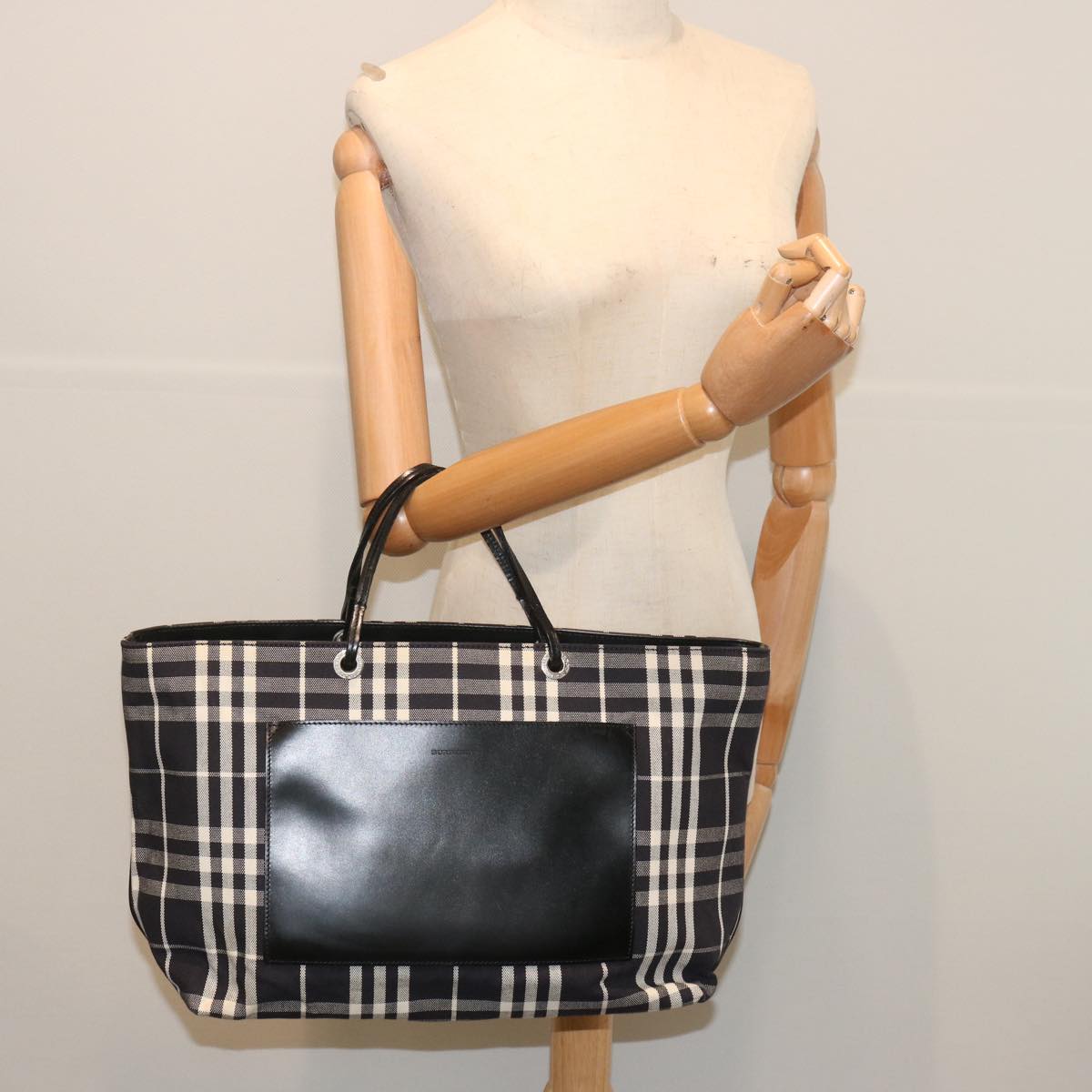 BURBERRY Nova Check Tote Bag Canvas Black Auth ep3600