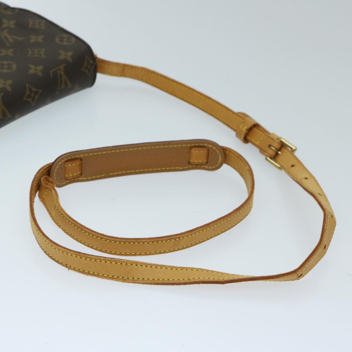 LOUIS VUITTON Monogram Saint Cloud MM Shoulder Bag M51243 LV Auth ep3705