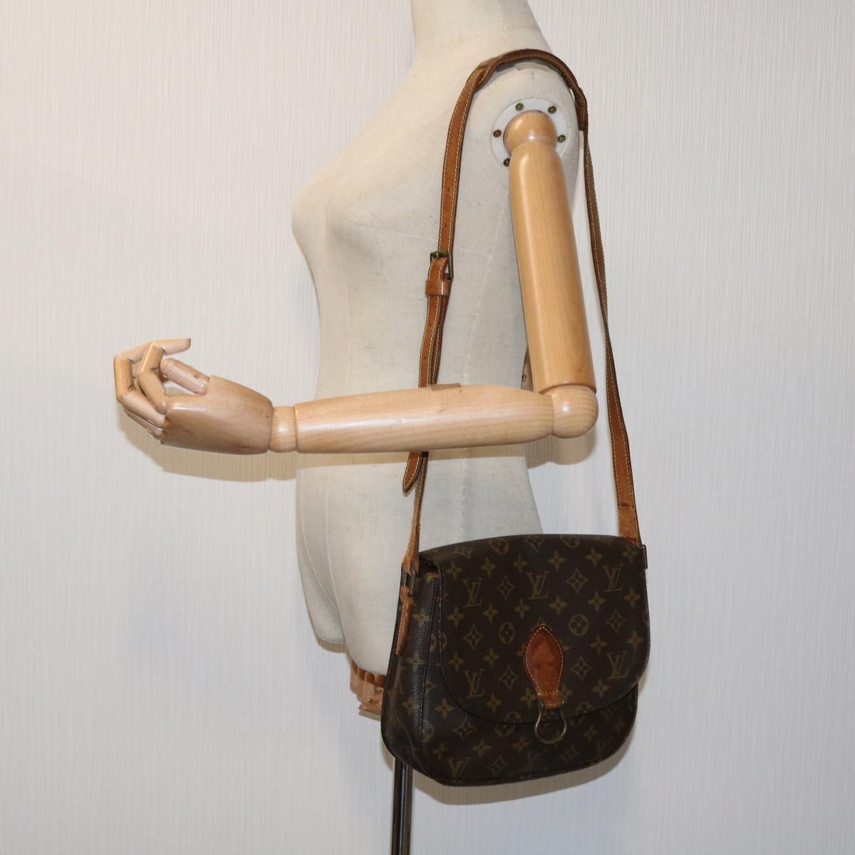 LOUIS VUITTON Monogram Saint Cloud GM Shoulder Bag M51242 LV Auth ep3730