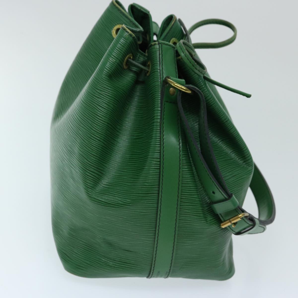 LOUIS VUITTON Epi Petit Noe Shoulder Bag Green M44104 LV Auth ep3740