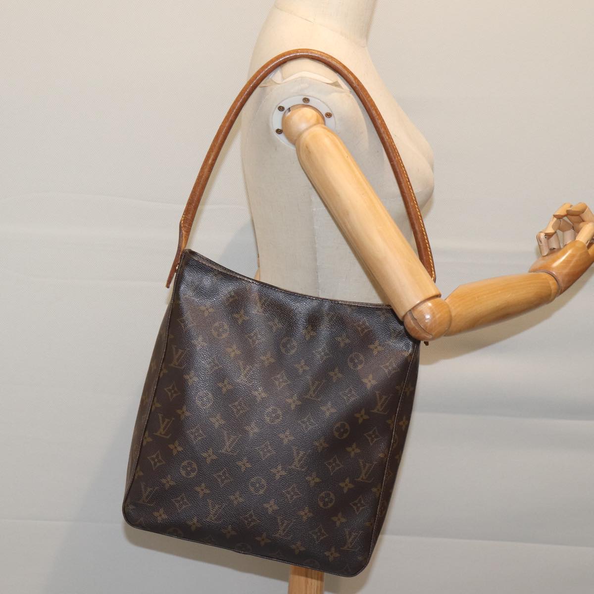 LOUIS VUITTON Monogram Looping GM Shoulder Bag M51145 LV Auth ep3915