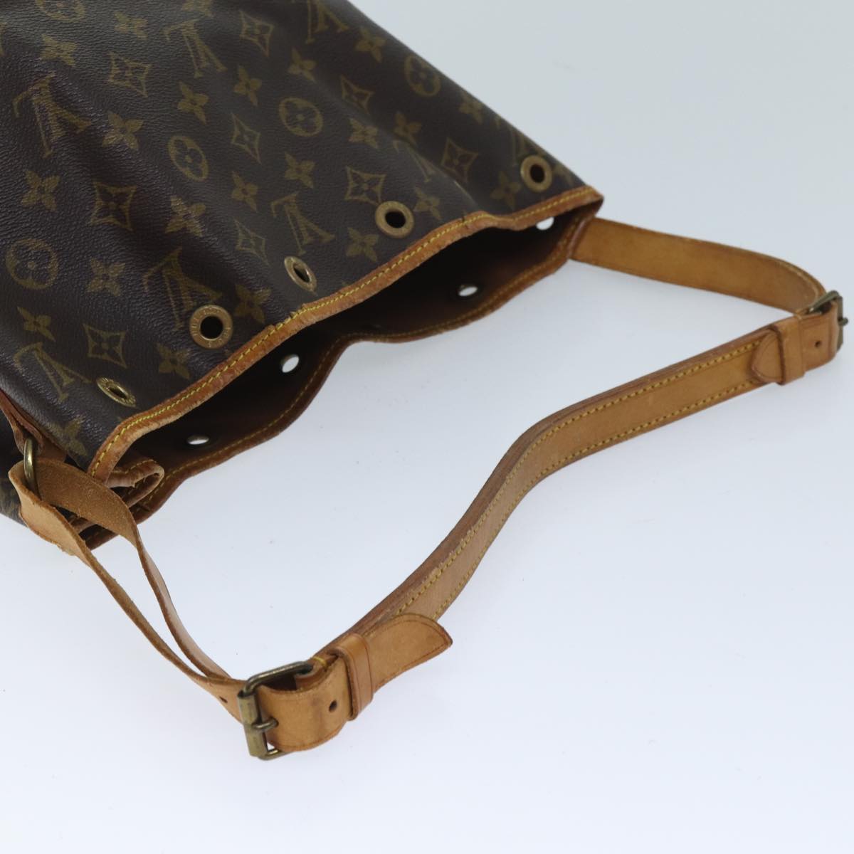 LOUIS VUITTON Monogram Petit Noe Shoulder Bag M42226 LV Auth ep3930