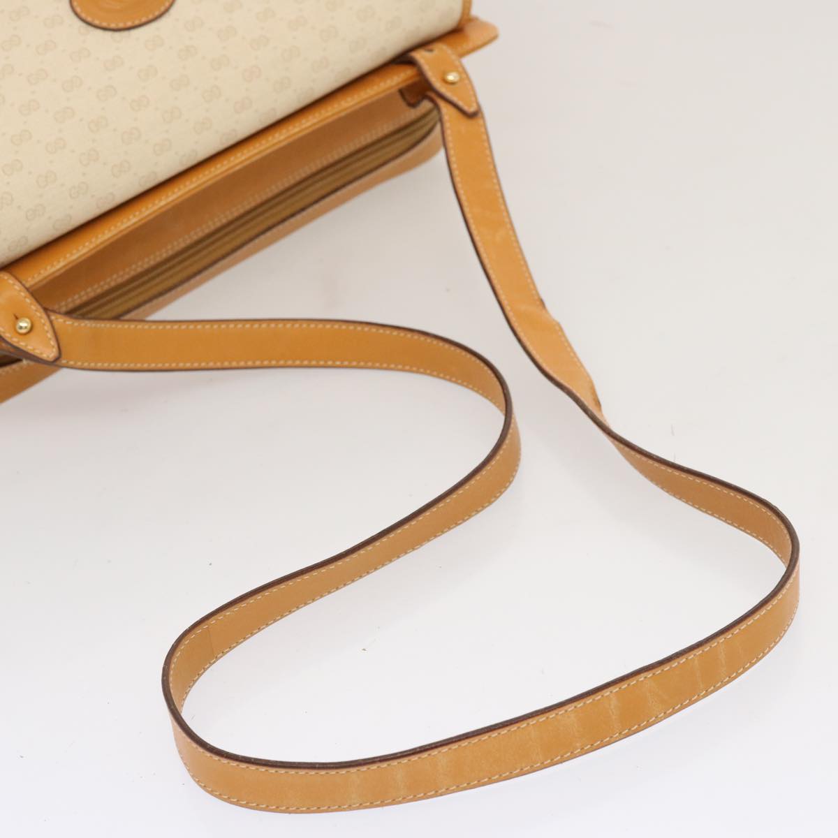 GUCCI Micro GG Canvas Shoulder Bag PVC Beige Auth ep3935