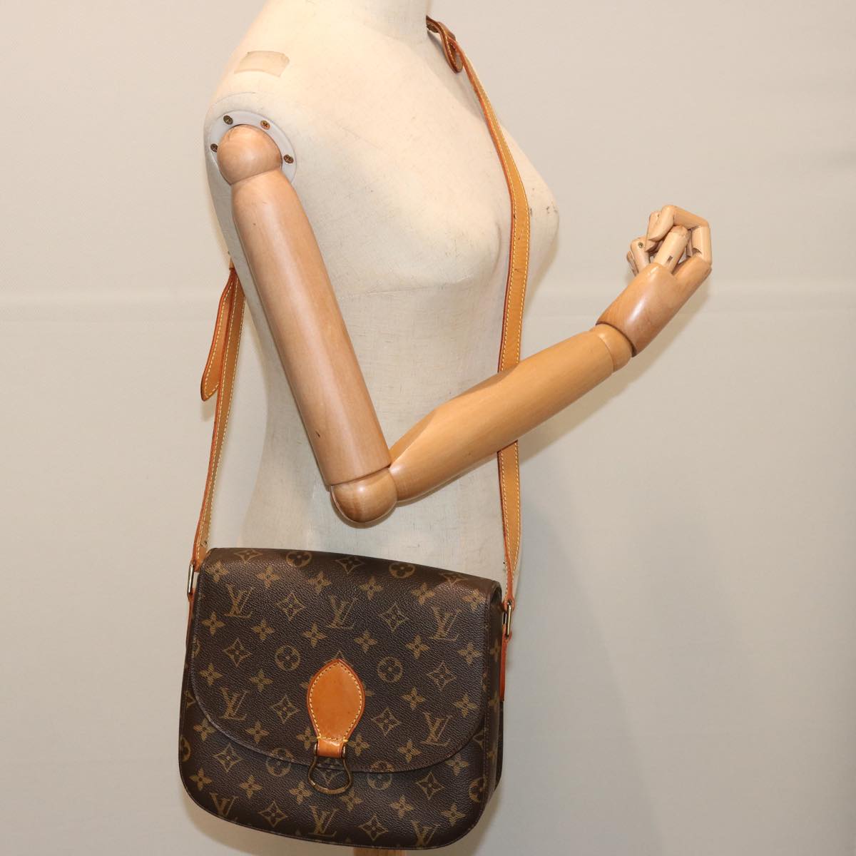 LOUIS VUITTON Monogram Saint Cloud GM Shoulder Bag M51242 LV Auth ep3942