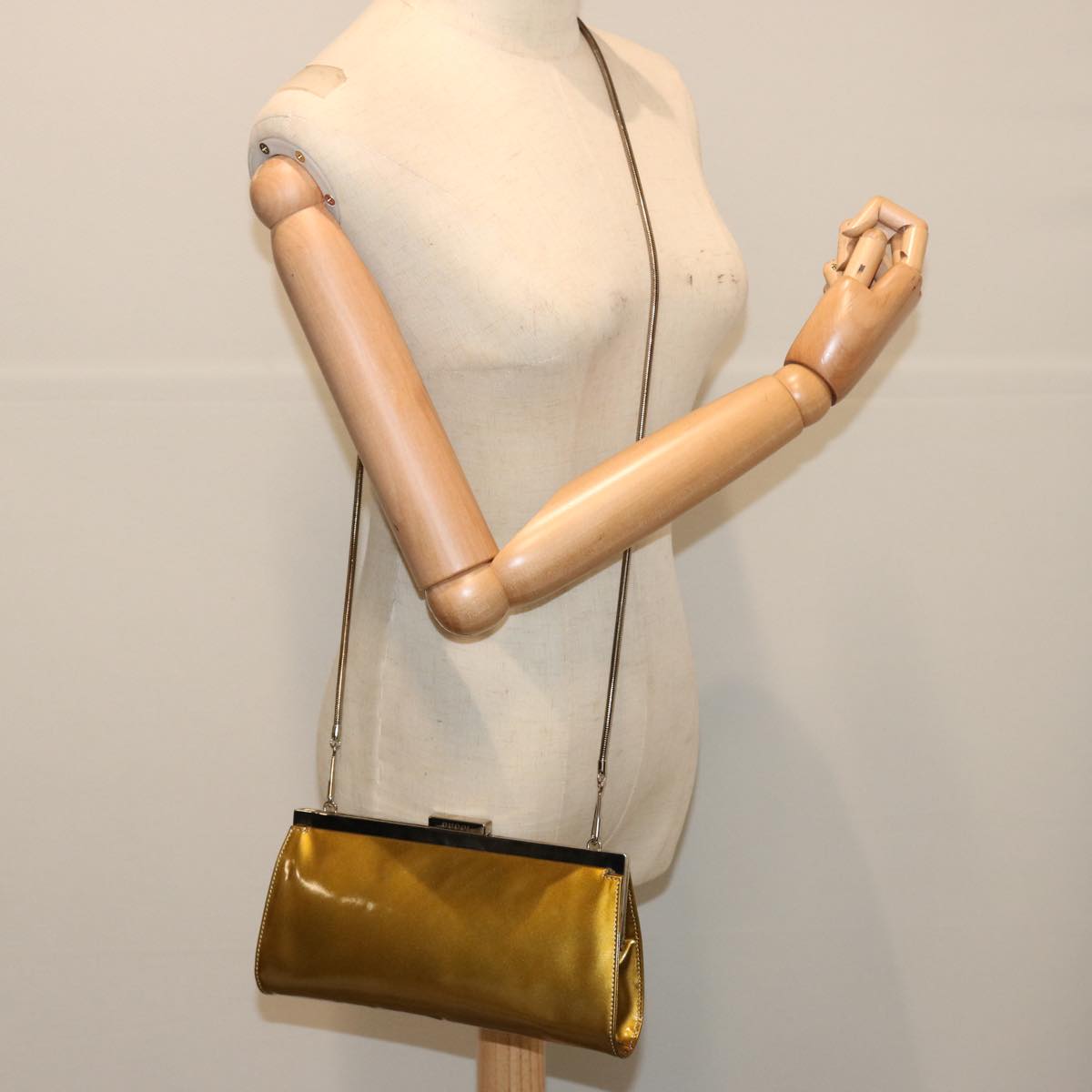 GUCCI Shoulder Bag Enamel Yellow Auth ep3946