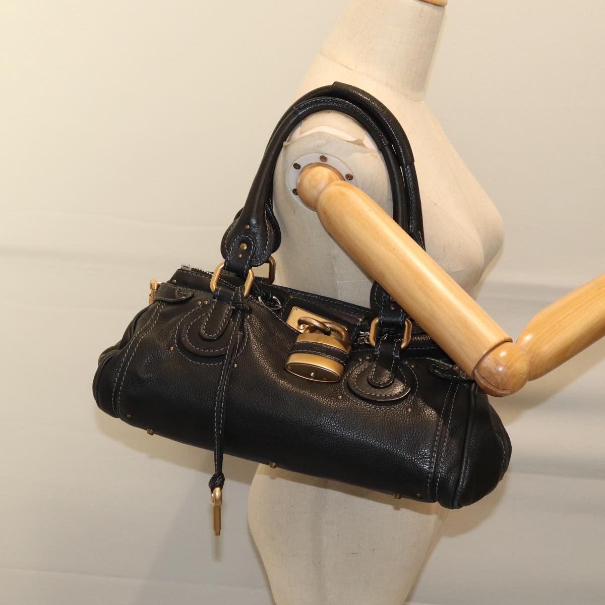 Chloe Paddington Shoulder Bag Leather Black Auth ep4004
