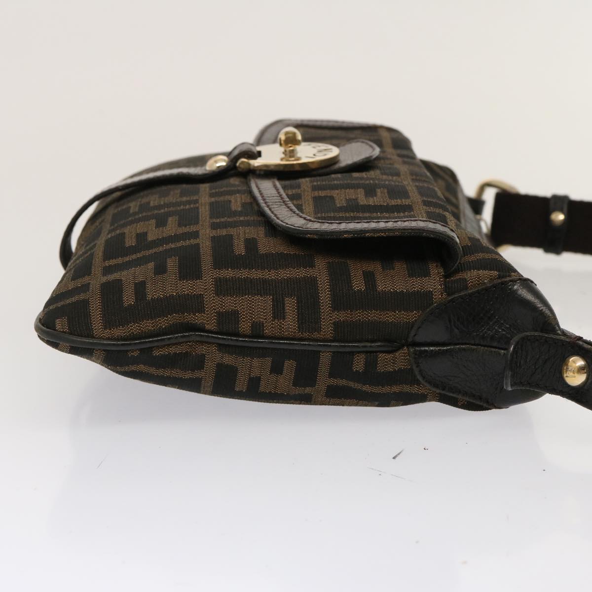 FENDI Zucca Canvas Shoulder Bag Brown Black Auth ep4177