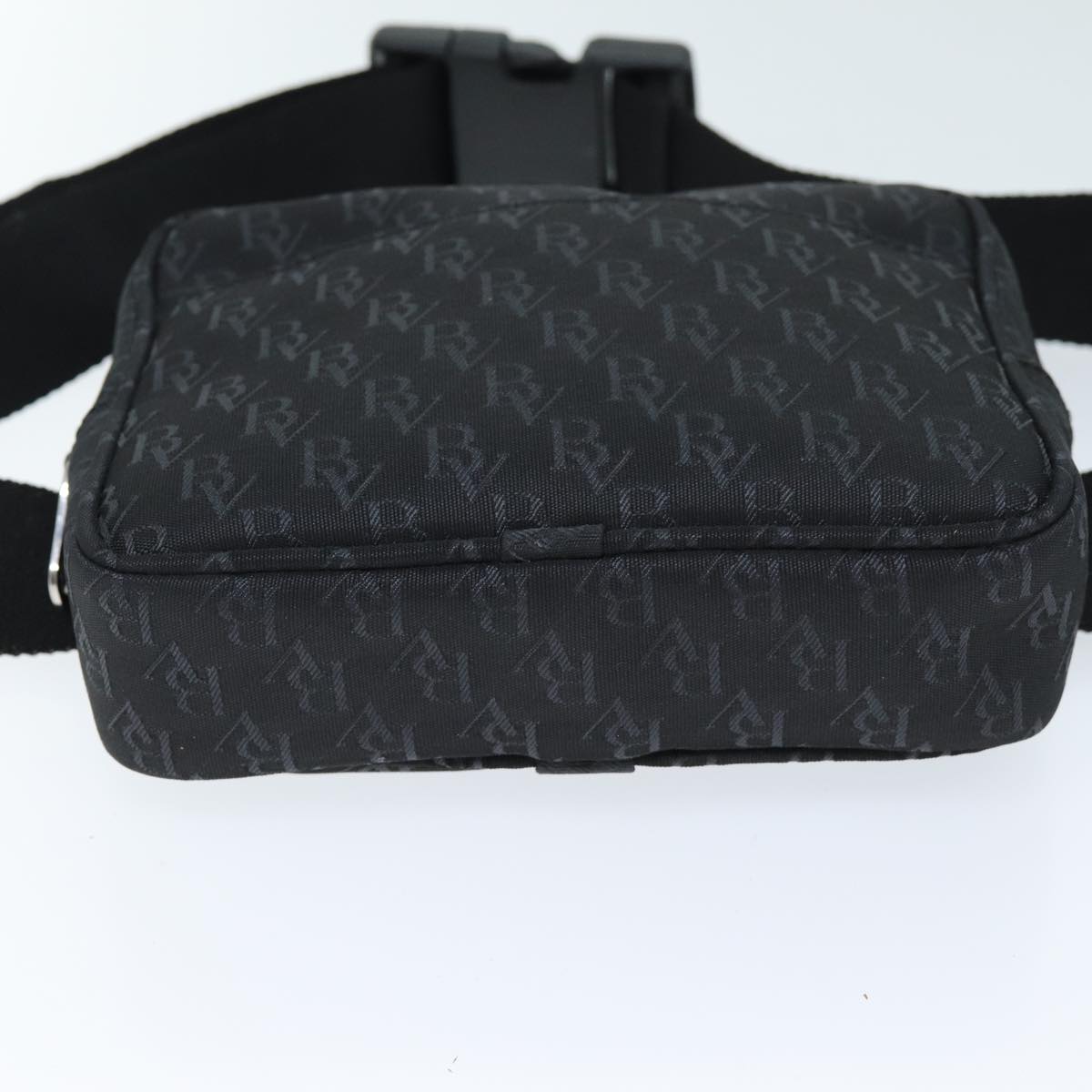 BOTTEGA VENETA Waist bag Nylon Black Auth ep4179