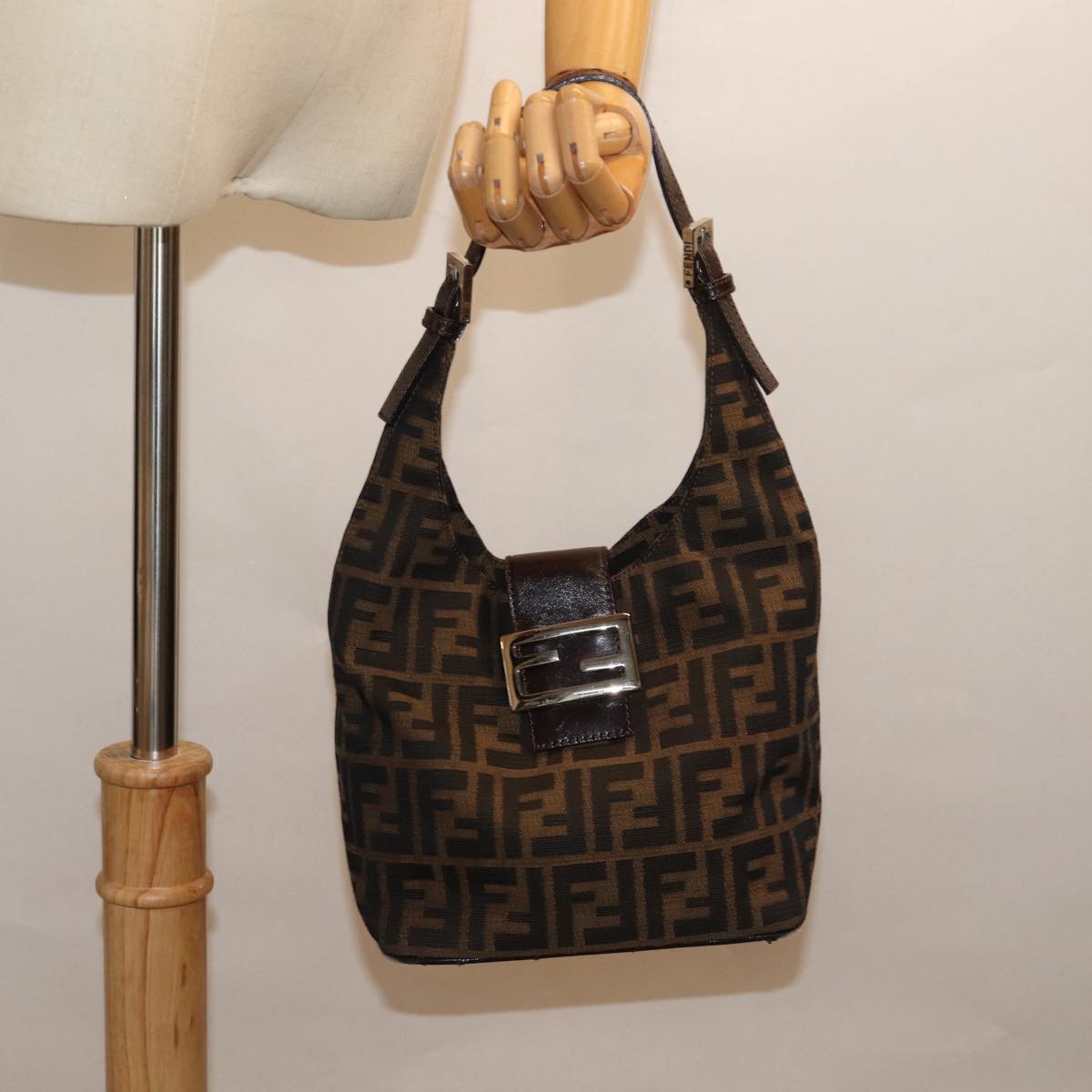 FENDI Zucca Canvas Mamma Baguette Shoulder Bag Black Brown Auth ep4223