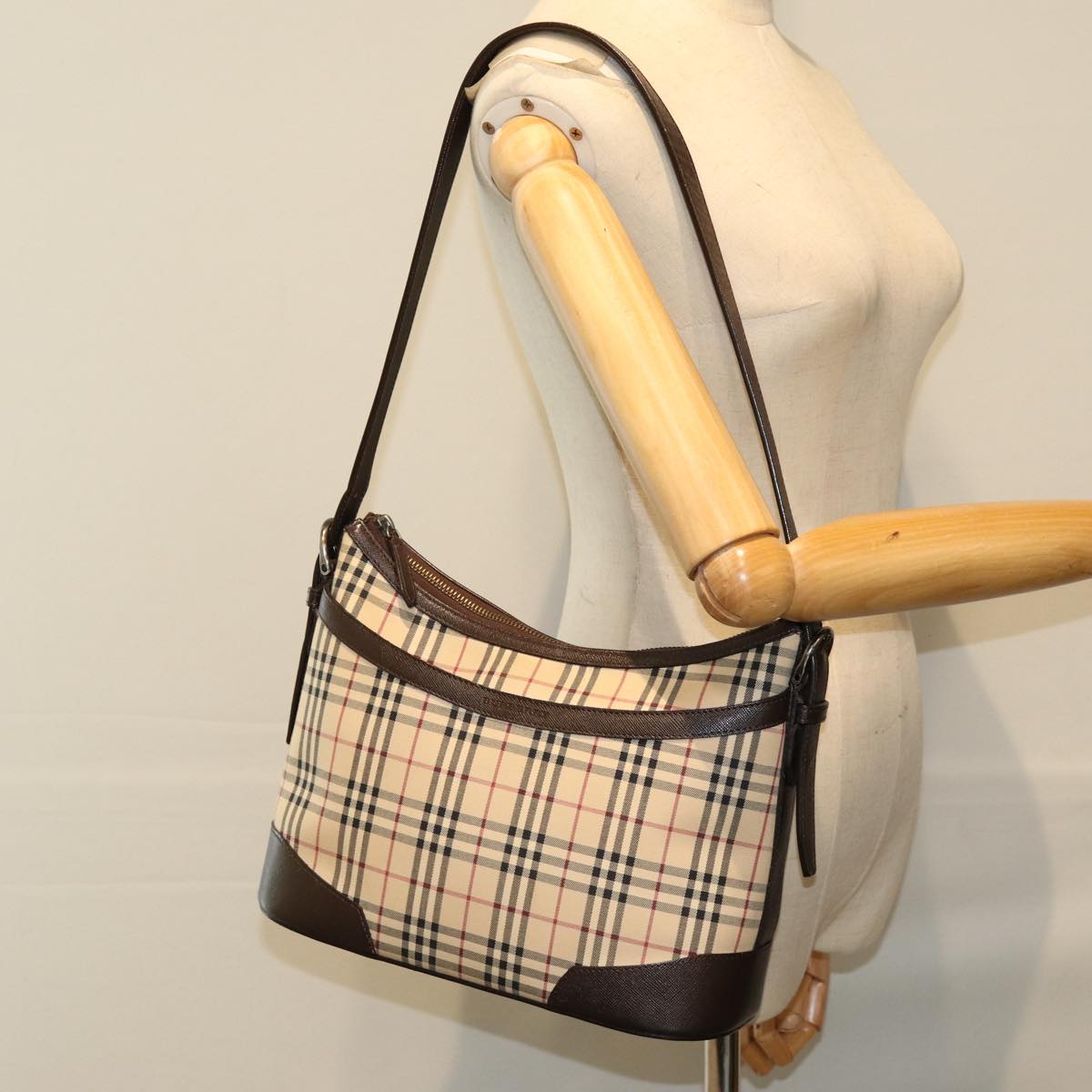 BURBERRY Nova Check Shoulder Bag Canvas Beige Auth ep4248