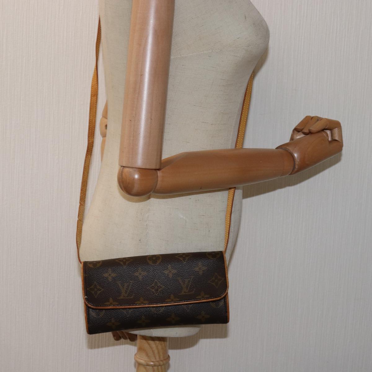 LOUIS VUITTON Monogram Pochette Twin PM Shoulder Bag M51854 LV Auth ep4427