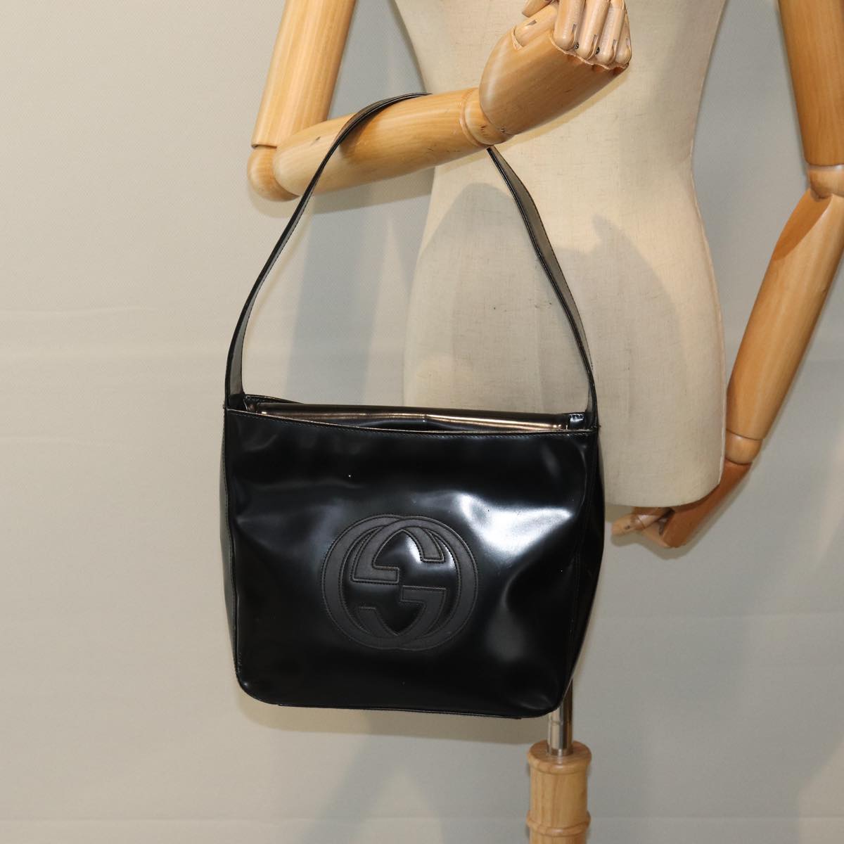 GUCCI Shoulder Bag Patent leather Black Auth ep4433