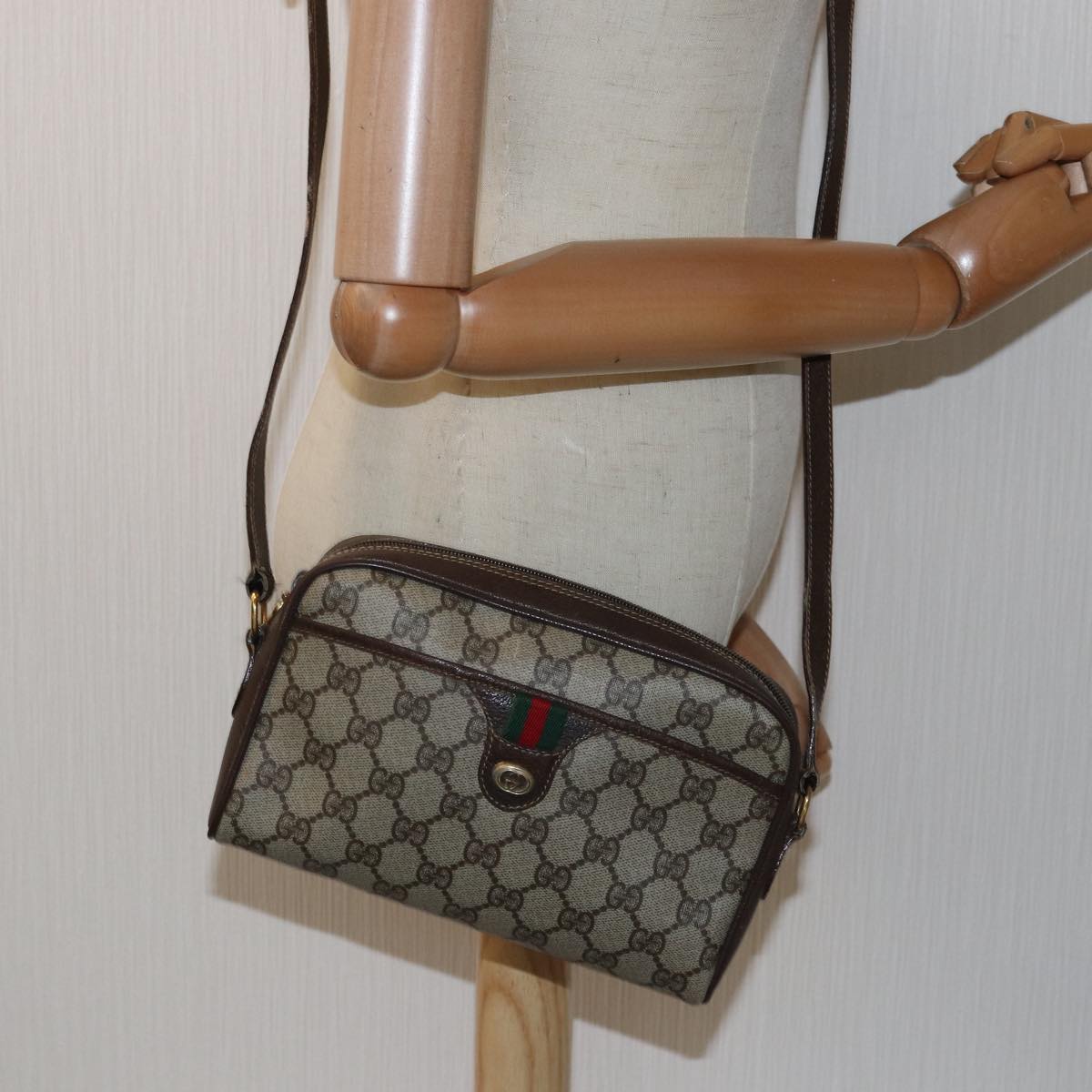 GUCCI GG Supreme Web Sherry Line Shoulder Bag PVC Beige 116 02 089 Auth ep4437