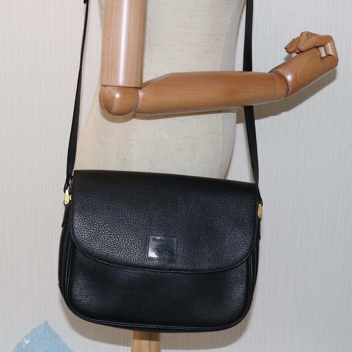 Burberrys Shoulder Bag Leather Black Auth ep4503