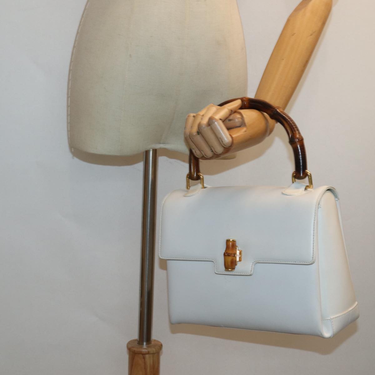 GUCCI Bamboo Hand Bag Leather White 000 23 0116 Auth ep4660