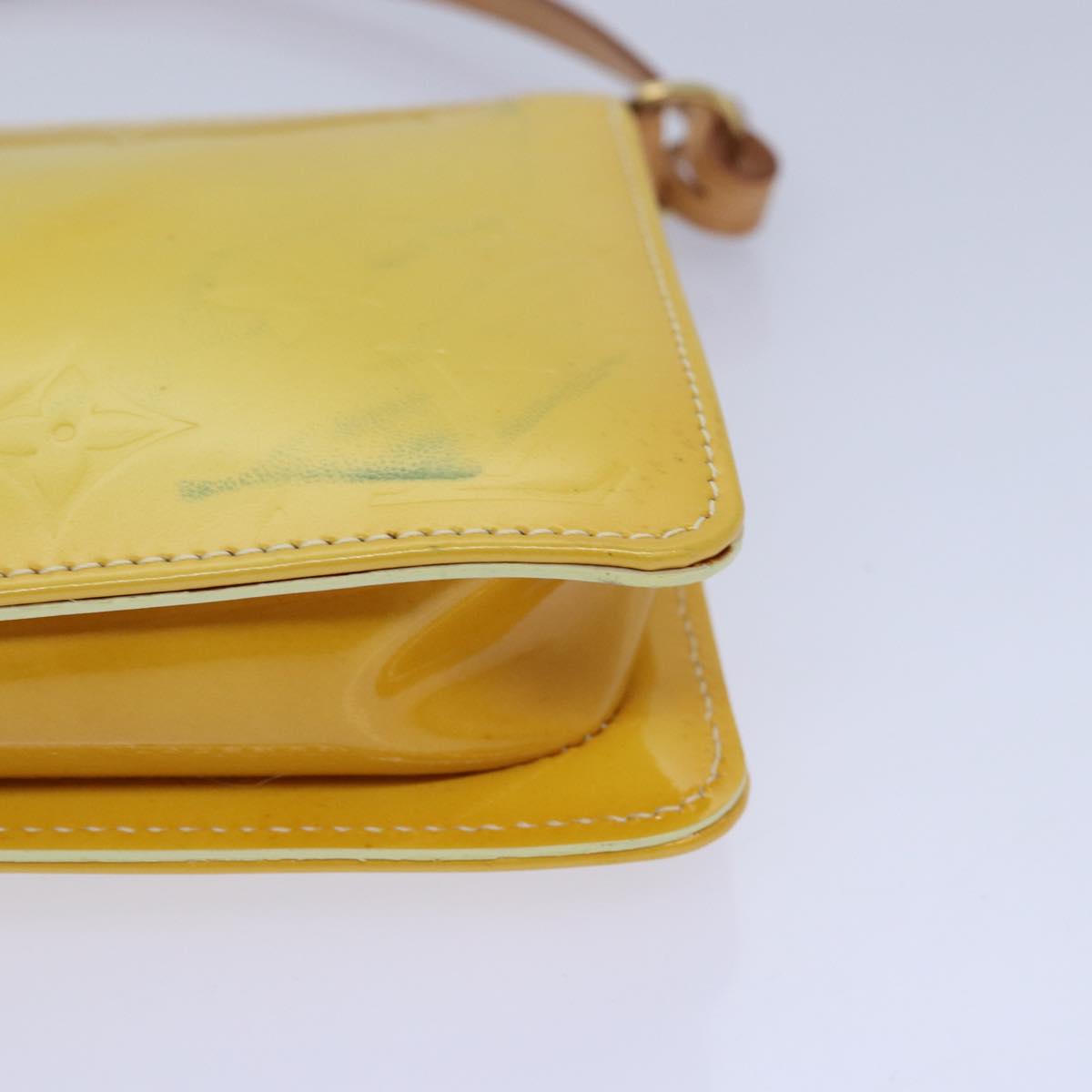 LOUIS VUITTON Vernis Lexington Accessory Pouch Lime Yellow M91058 LV Auth ep4712