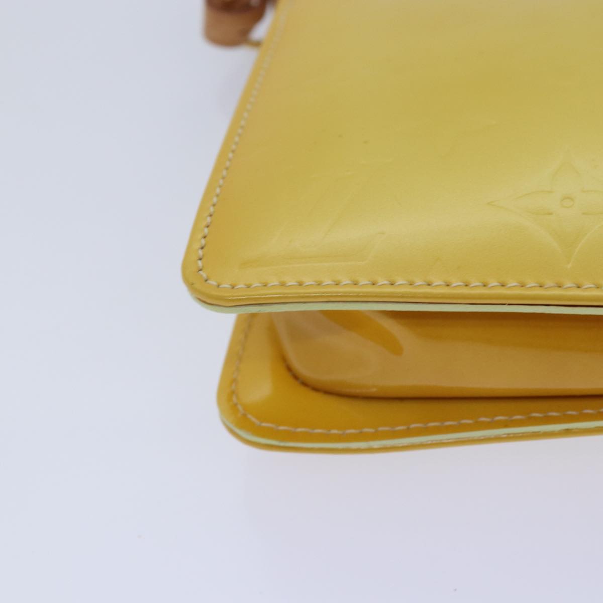 LOUIS VUITTON Vernis Lexington Accessory Pouch Lime Yellow M91058 LV Auth ep4712