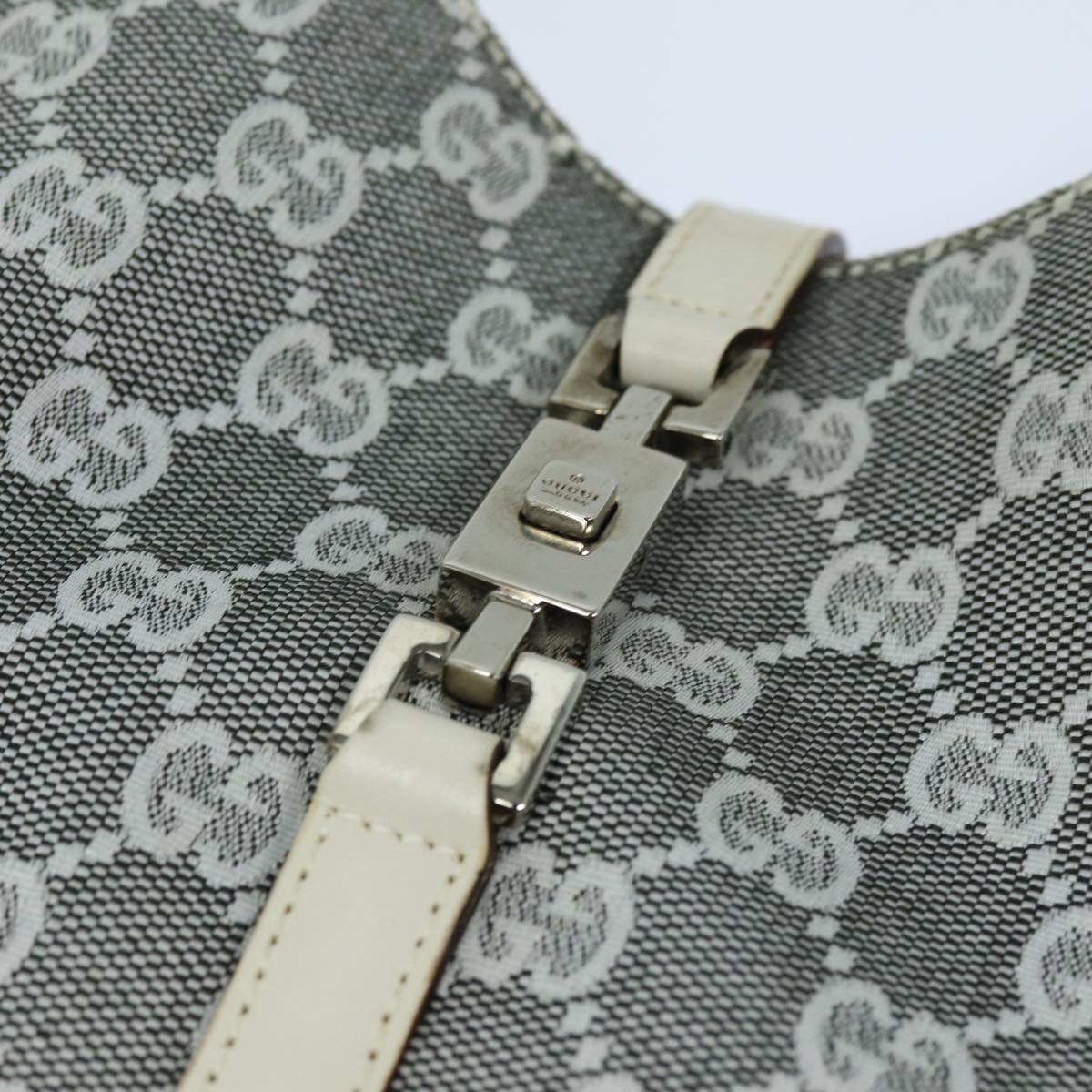 GUCCI GG Canvas Jackie Shoulder Bag Silver 001 3876 Auth ep4837