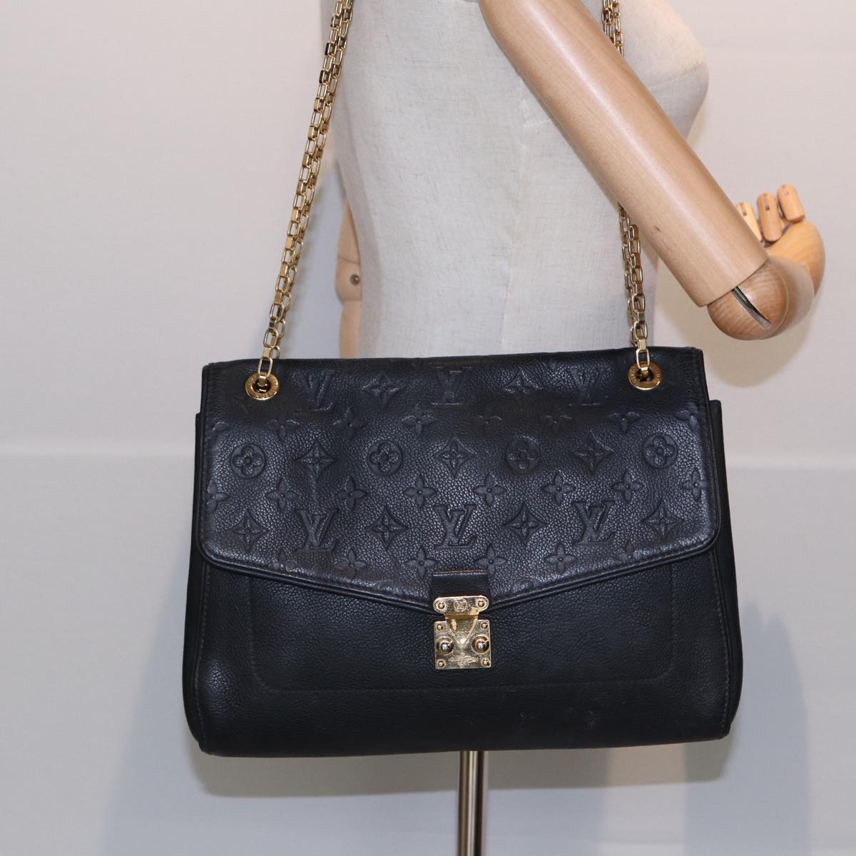 LOUIS VUITTON Monogram Empreinte Saint-Germain MM Bag Black M48933 Auth ep4872