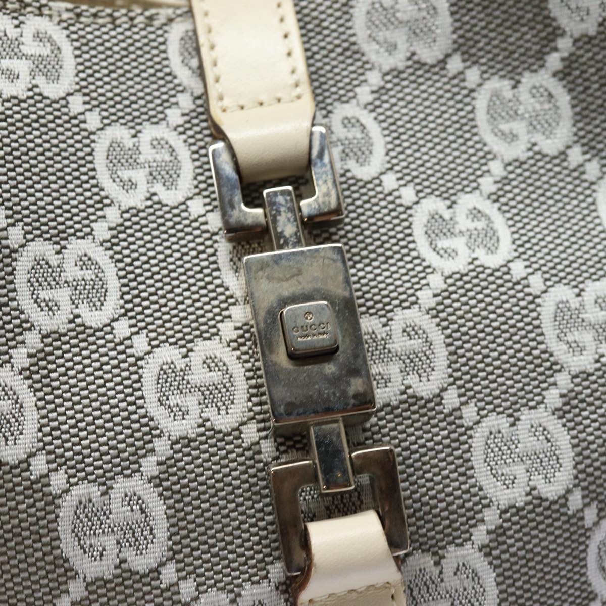 GUCCI GG Canvas Jackie Shoulder Bag White 001 3876 Auth ep4890