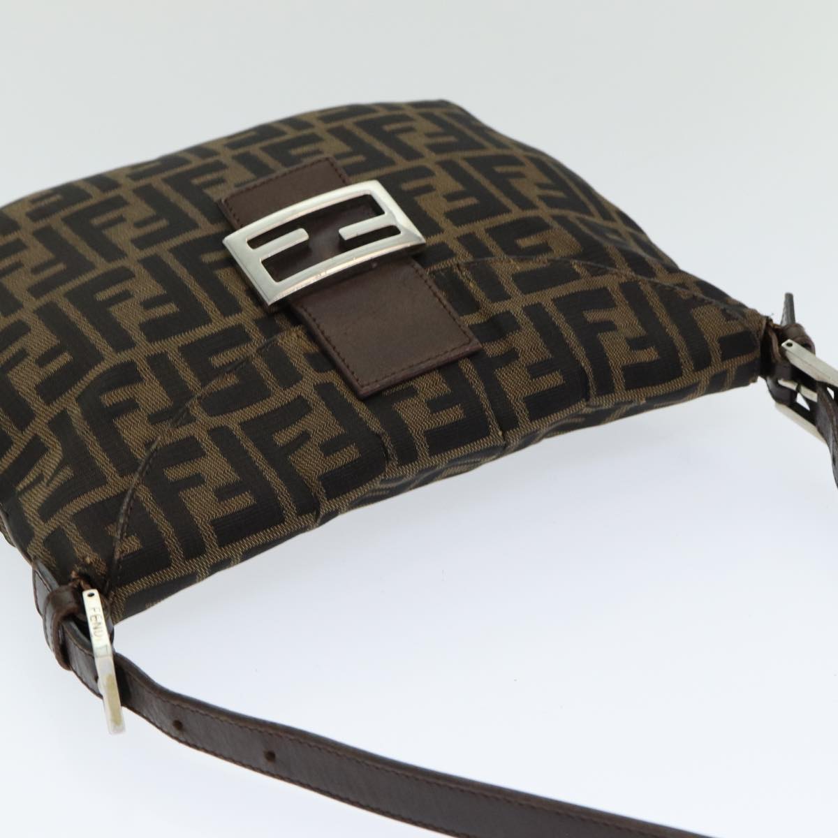 FENDI Zucca Canvas Mamma Baguette Shoulder Bag Brown Black Auth ep4942