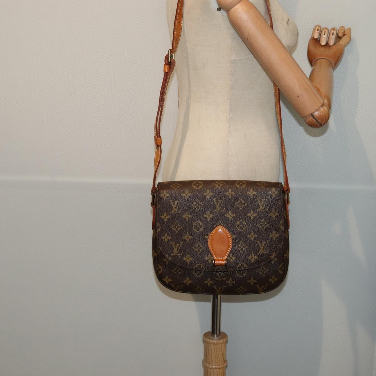 LOUIS VUITTON Monogram Saint Cloud GM Shoulder Bag M51242 LV Auth ep4948