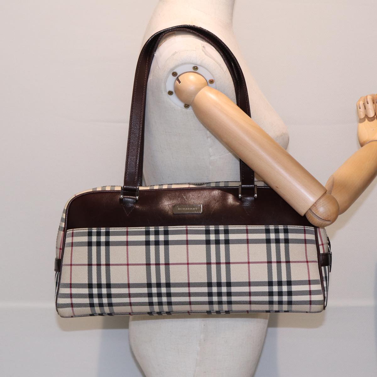 BURBERRY Nova Check Hand Bag Nylon Beige Auth ep4955