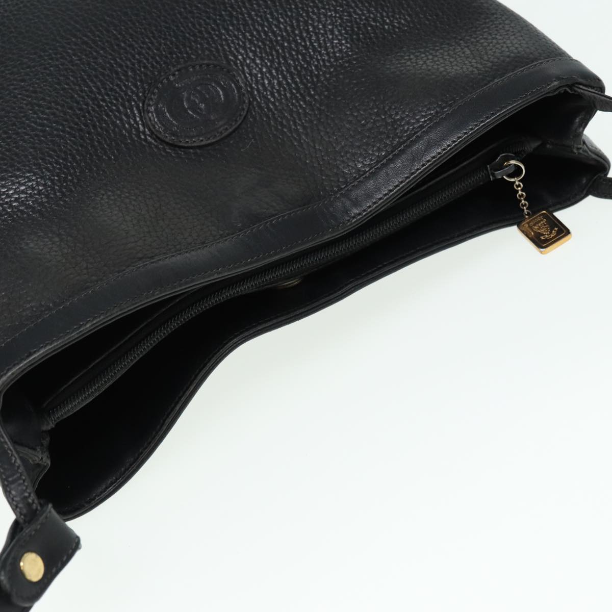 GUCCI Shoulder Bag Leather Black Auth ep4979