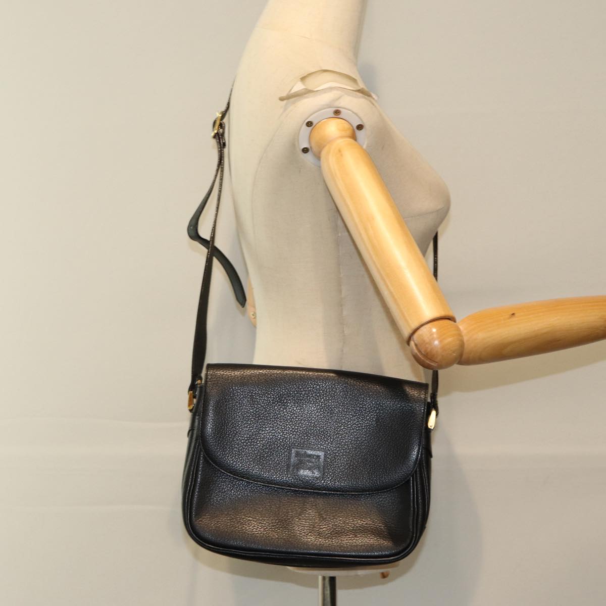 Burberrys Shoulder Bag Leather Black Auth ep5024