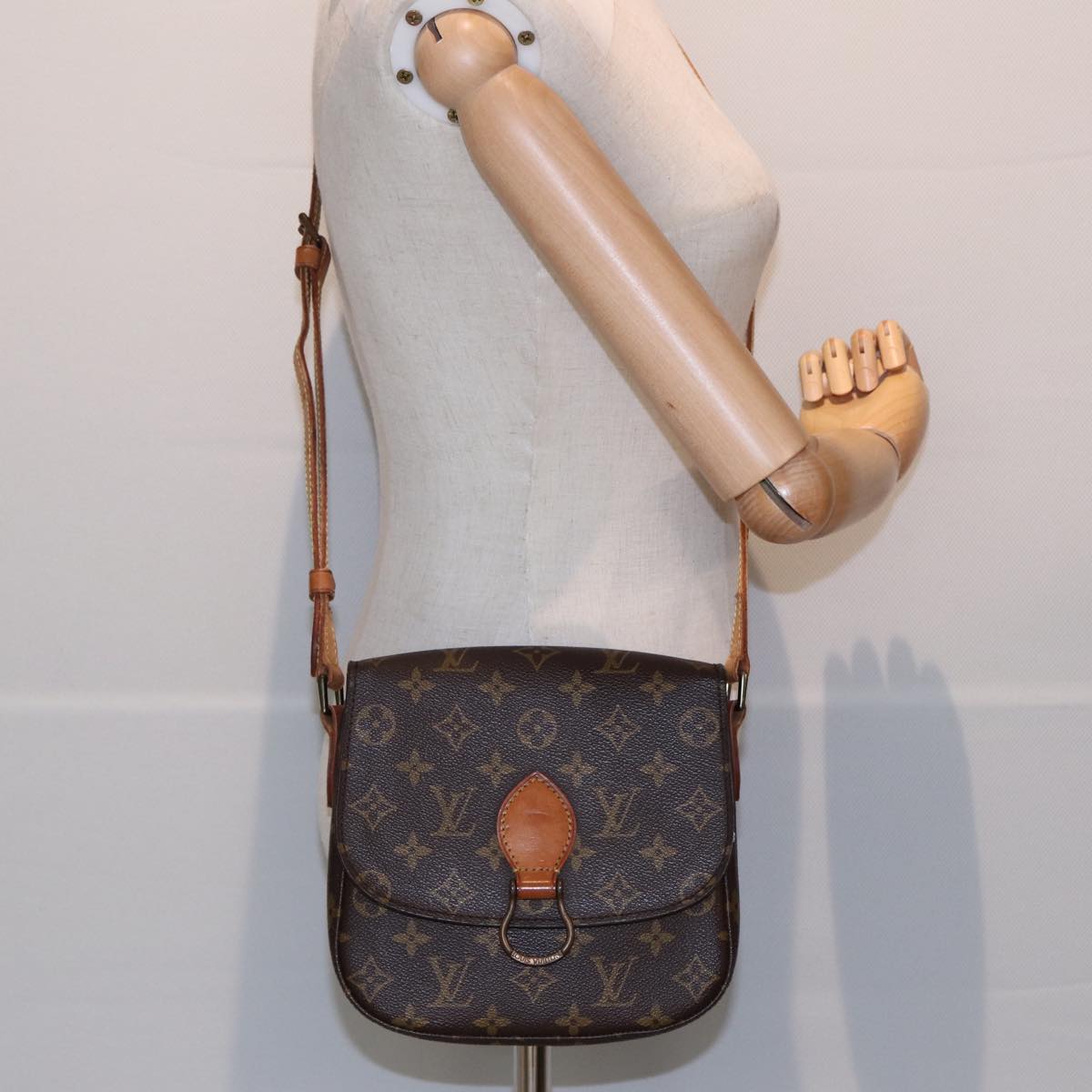 LOUIS VUITTON Monogram Saint Cloud MM Shoulder Bag M51243 LV Auth ep5043