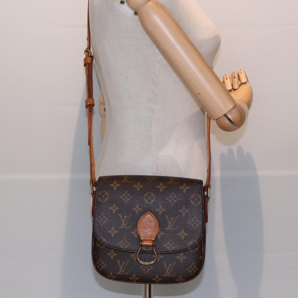 LOUIS VUITTON Monogram Saint Cloud MM Shoulder Bag M51243 LV Auth ep5044