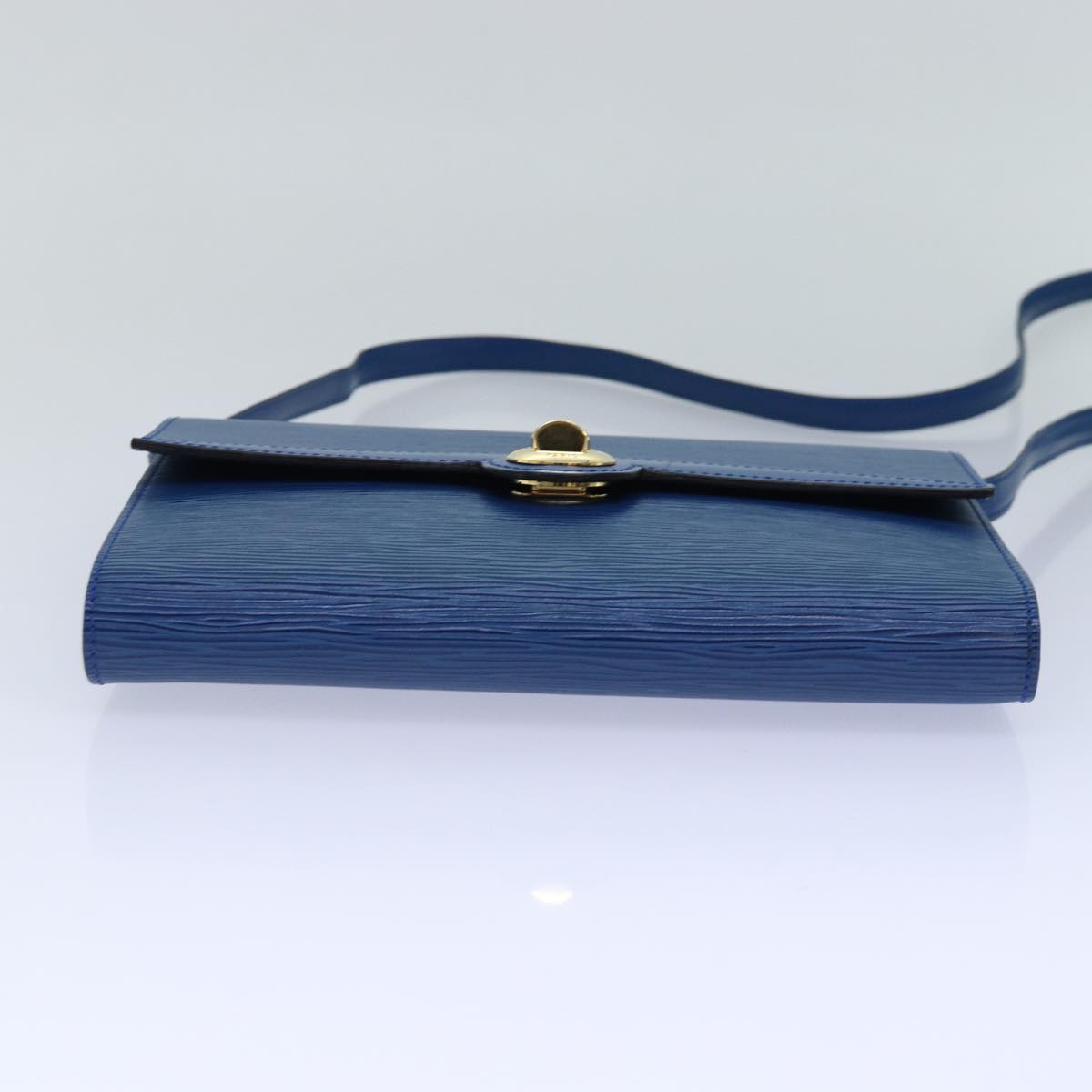 LOUIS VUITTON Epi Pochette Arche Shoulder Bag Blue M52575 LV Auth ep5125