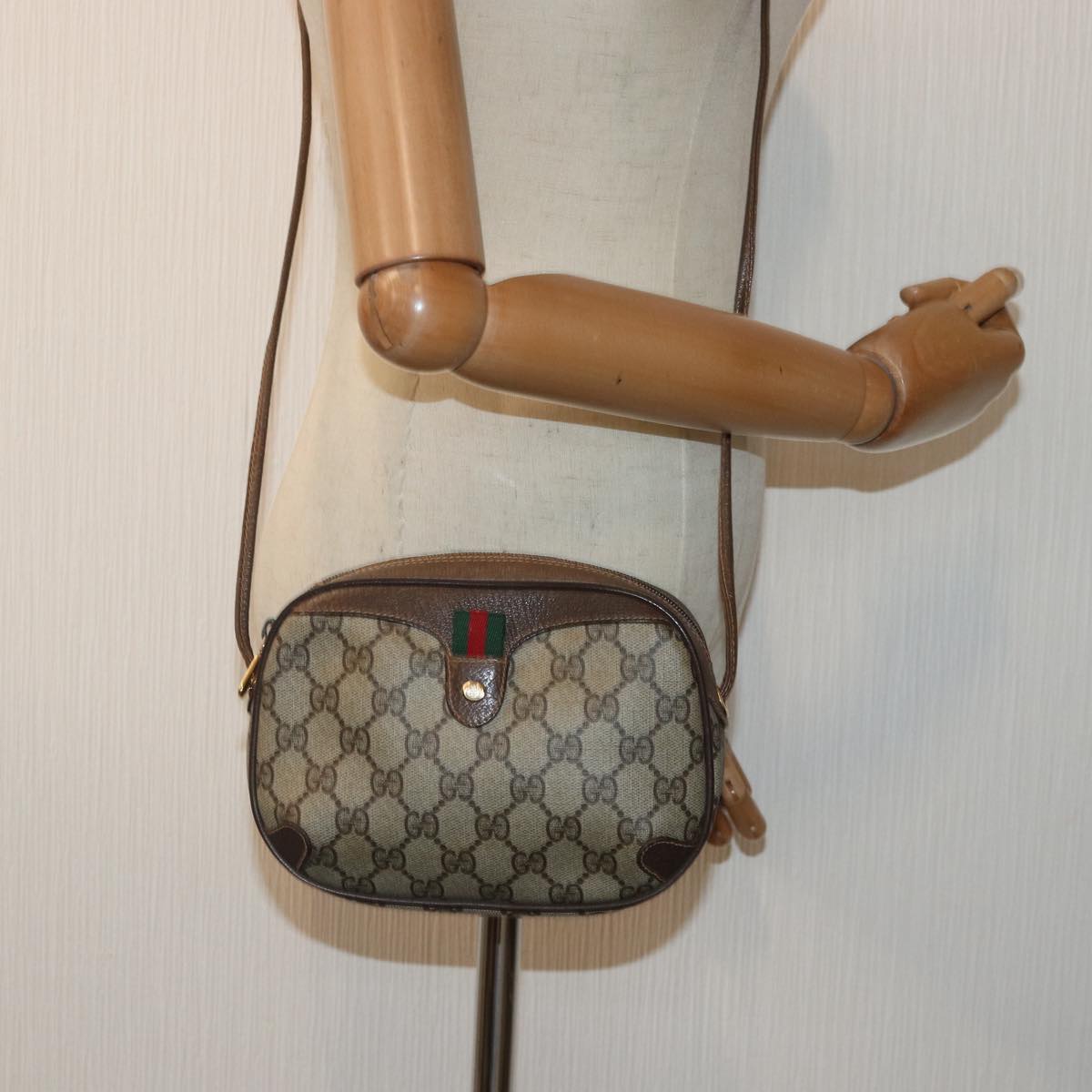 GUCCI GG Supreme Web Sherry Line Shoulder Bag PVC Beige 156 02 066 Auth ep5229