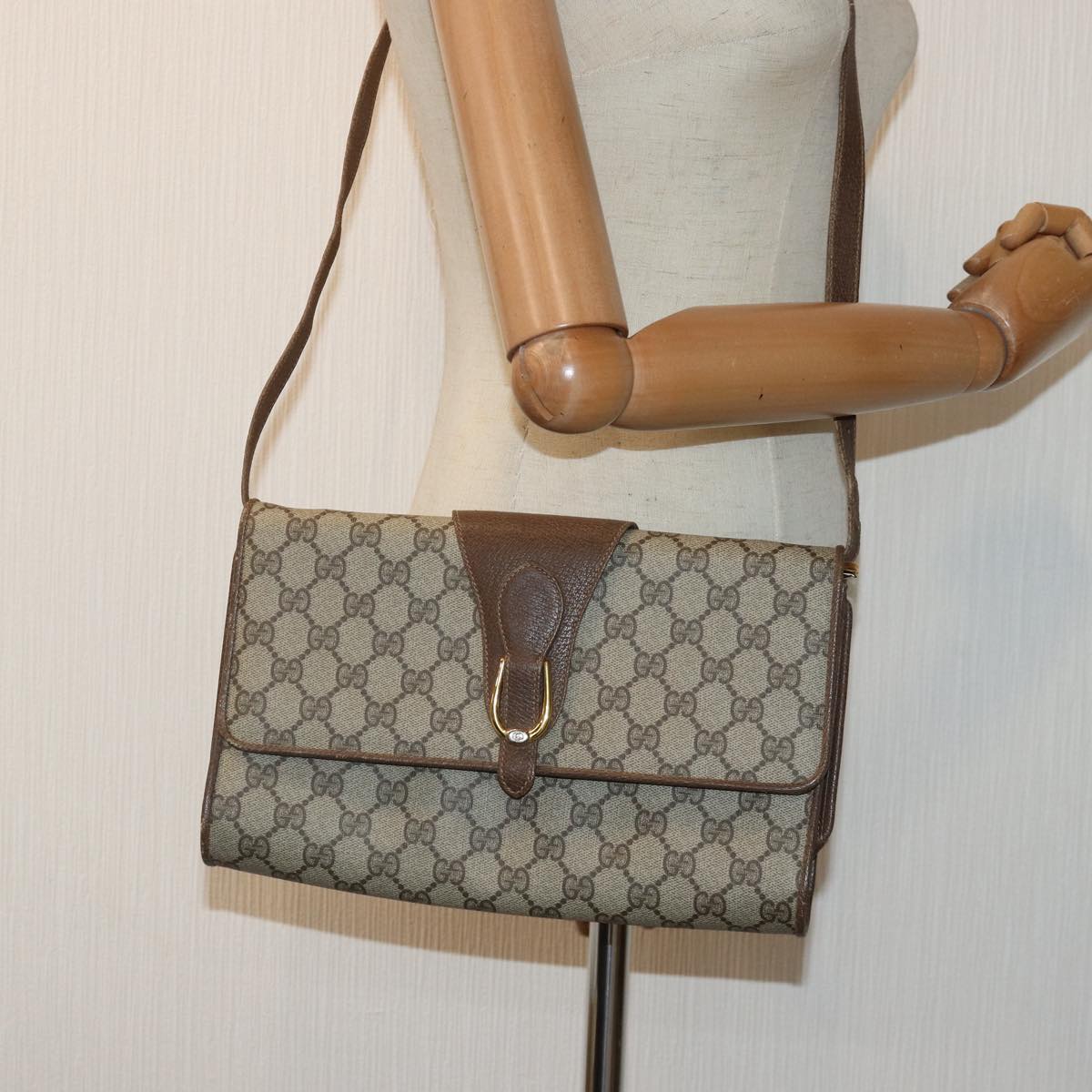 GUCCI GG Supreme Shoulder Bag PVC Leather Beige Gold 904 02 050 Auth ep5311