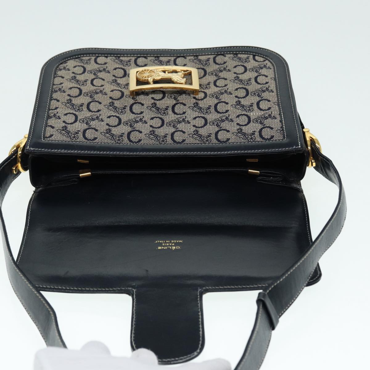 CELINE C Sulky Shoulder Bag Navy Gold Auth ep5332