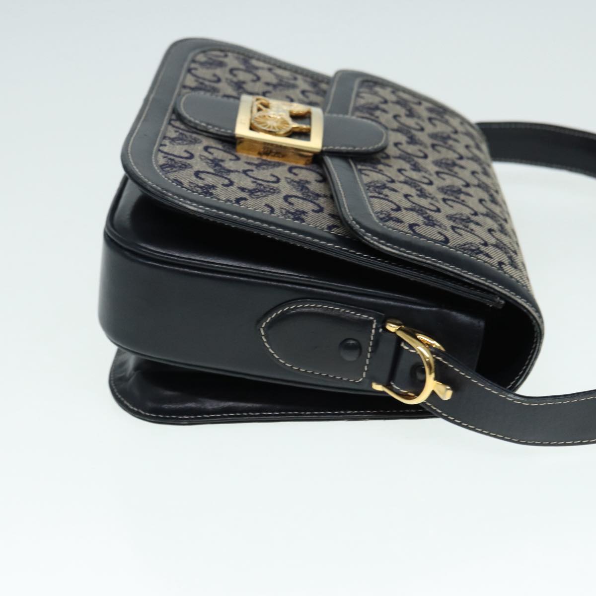 CELINE C Sulky Shoulder Bag Navy Gold Auth ep5332