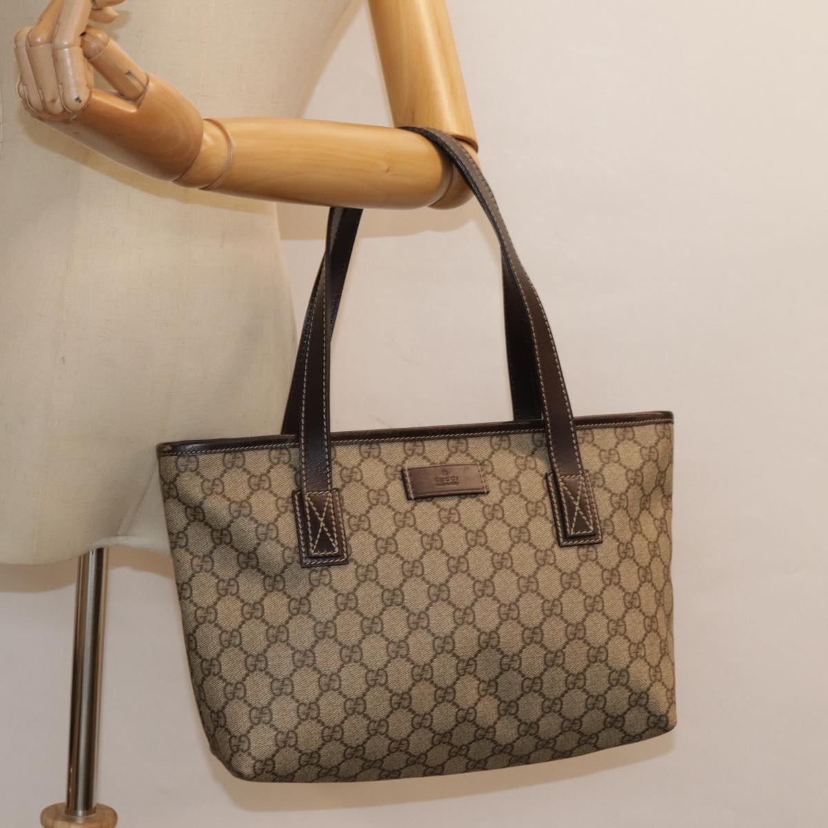 GUCCI GG Supreme Tote Bag PVC Leather Beige Silver 211138 Auth ep5654