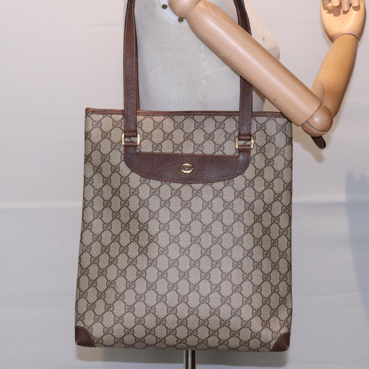 GUCCI GG Supreme Tote Bag PVC Leather Beige Gold 89 02 905 Auth ep5665